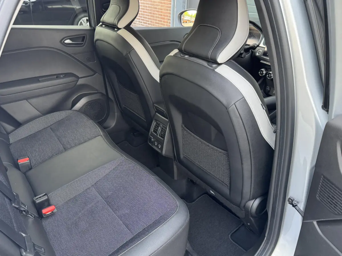 1.0 TCE 90 INTENS I P-CAMERA I APPLE CARPLAY I NAVIGATIE I CRUISE CONTROL