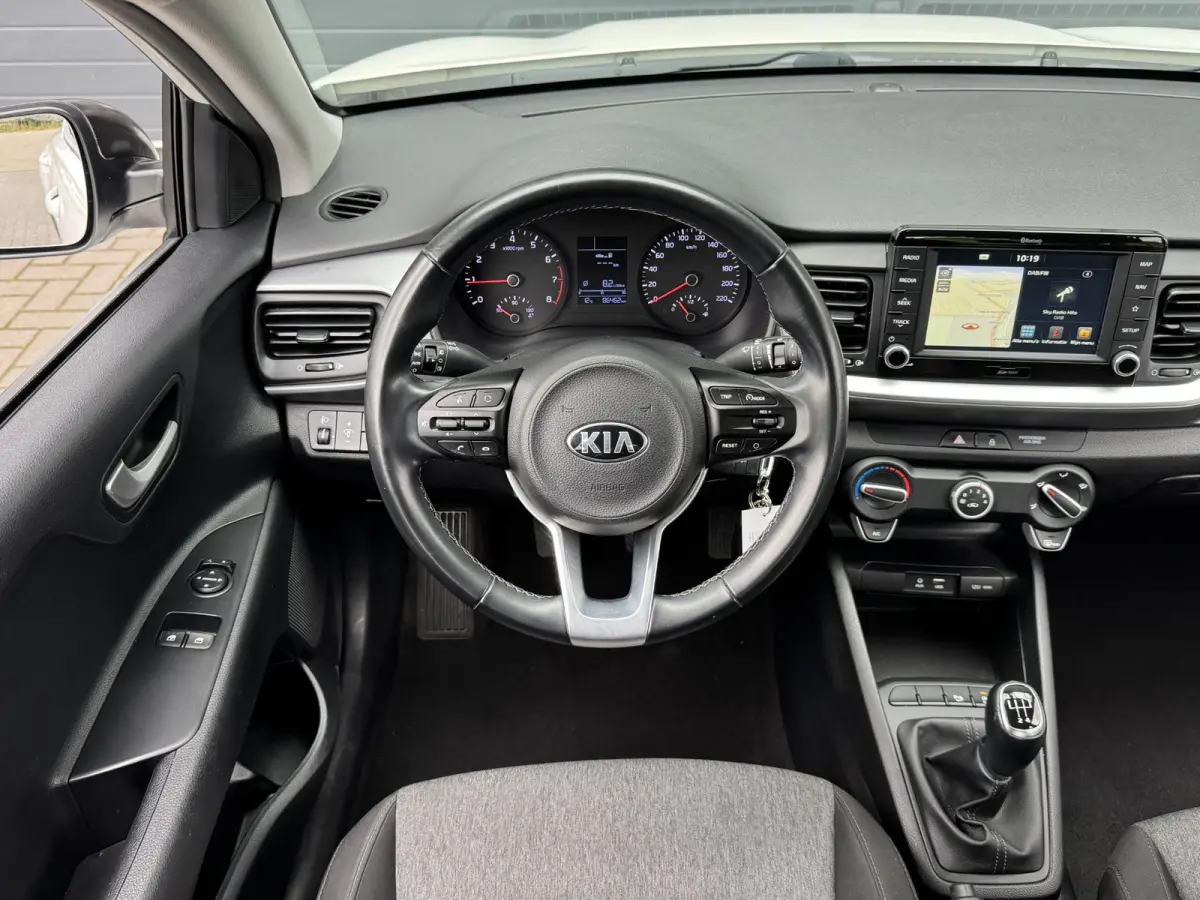 1.0 T-GDI DYNAMICLINE I APPLE CARPLAY I P-CAMERA I NAVIGATIE I CRUISE CONTROL
