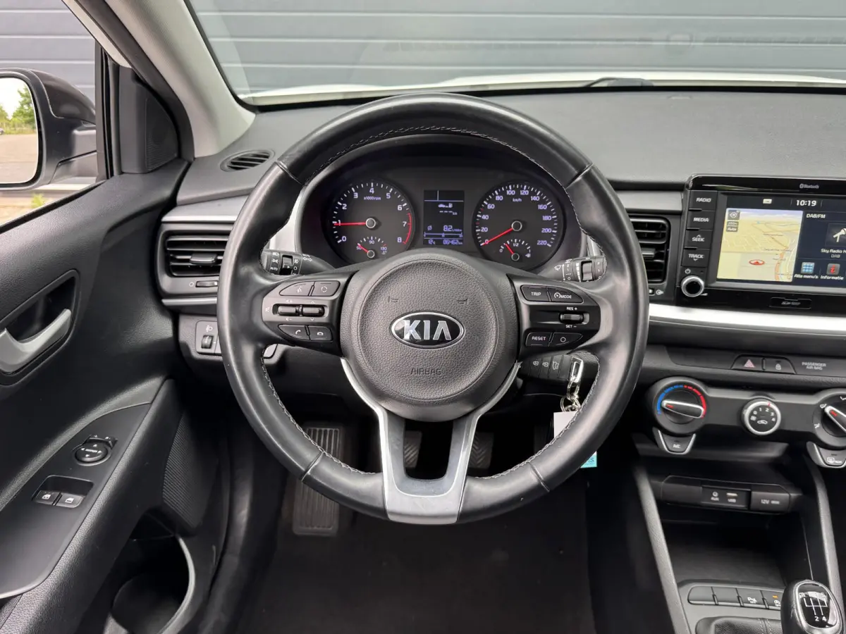 1.0 T-GDI DYNAMICLINE I APPLE CARPLAY I P-CAMERA I NAVIGATIE I CRUISE CONTROL