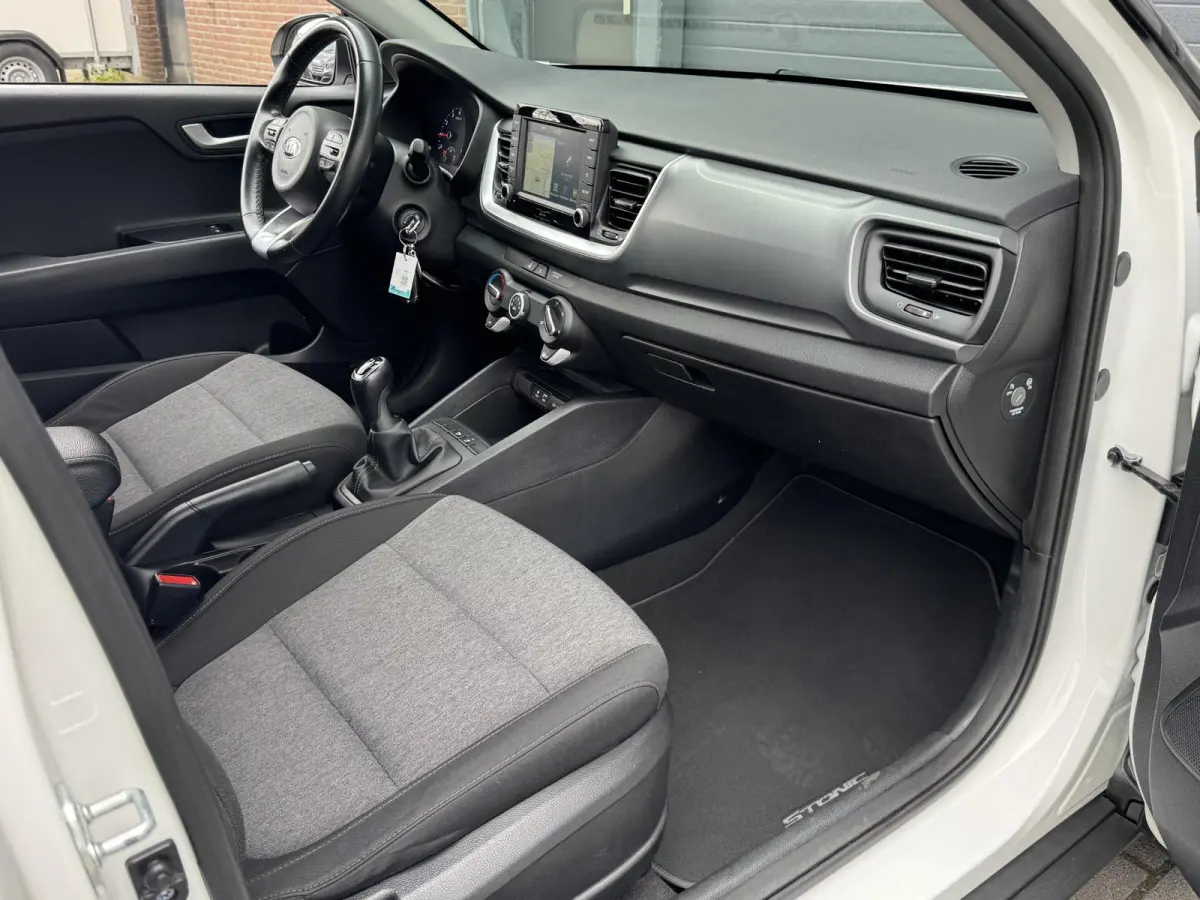 1.0 T-GDI DYNAMICLINE I APPLE CARPLAY I P-CAMERA I NAVIGATIE I CRUISE CONTROL