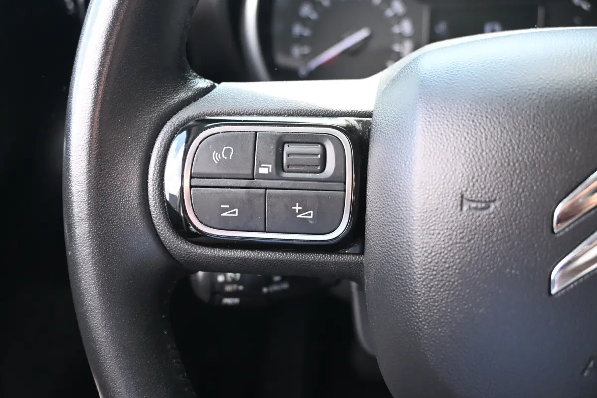 1.2 PureTech S&S Feel | Navi By App | Cruise Control | Airco | Parkeersensoren | Apple Carplay & Android Auto | !!