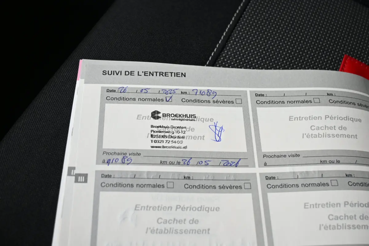 1.2 PureTech S&S Feel | Navi By App | Cruise Control | Airco | Parkeersensoren | Apple Carplay & Android Auto | !!