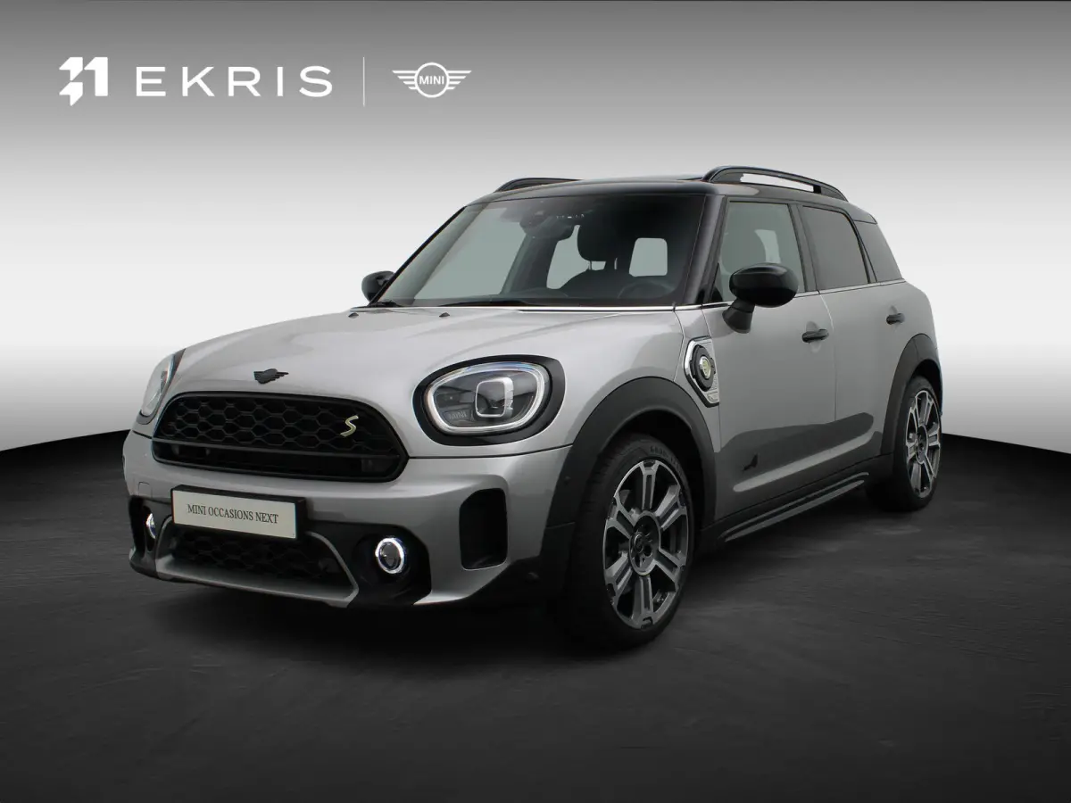 Cooper ALL4 Classic + Essence Pack + Panoramdak + Elektrisch Verstelbare Sportstoelen + Harman Kardon + 19''