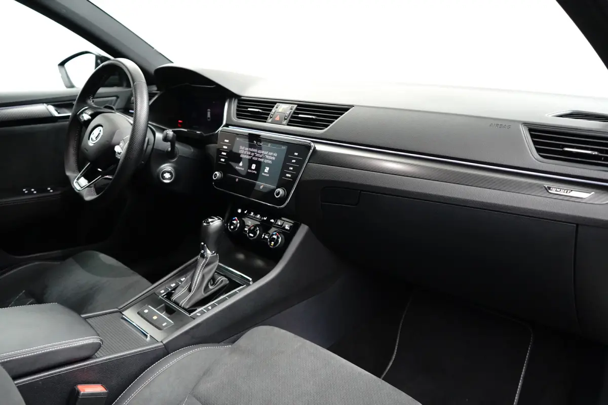 1.4 TSI 218PK DSG-6 Sportline iV | CAMERA | FULL LED | STUUR + STOELVERW. | 18 INCH | APP CONNECT | VERLENGDE FABR. GARANTIE!