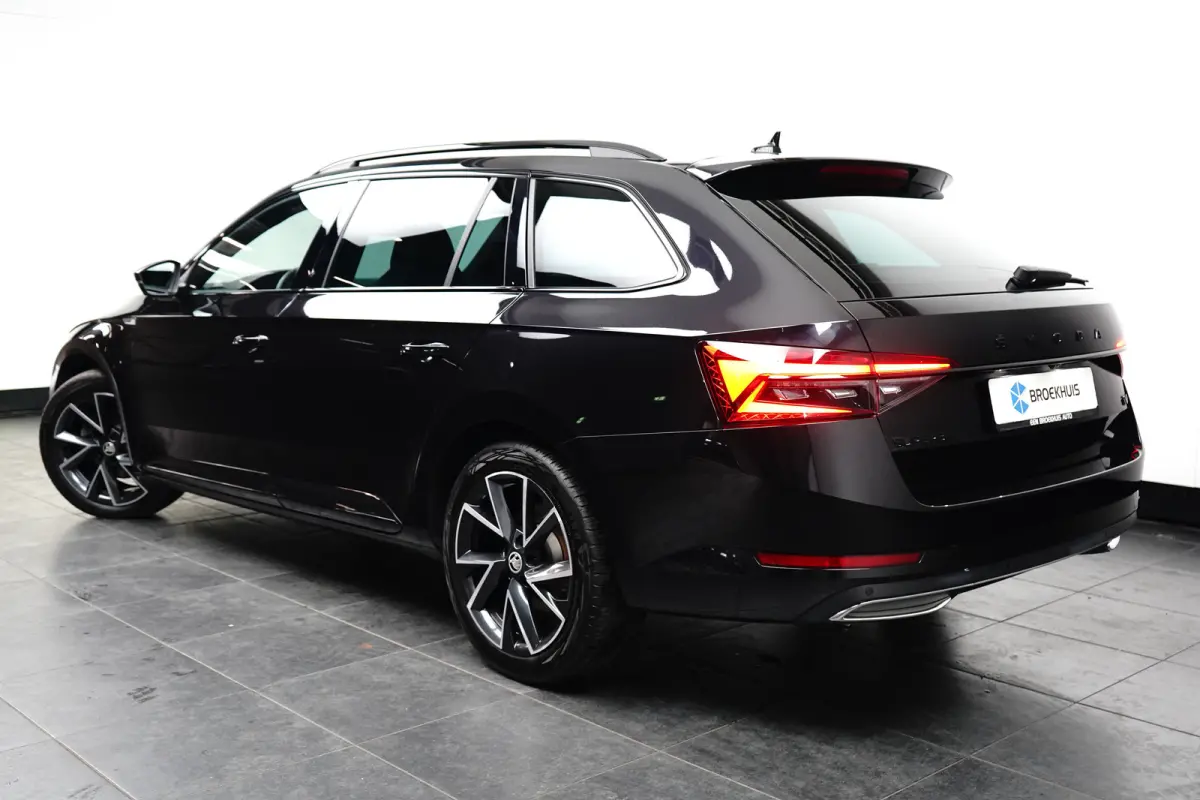 1.4 TSI 218PK DSG-6 Sportline iV | CAMERA | FULL LED | STUUR + STOELVERW. | 18 INCH | APP CONNECT | VERLENGDE FABR. GARANTIE!