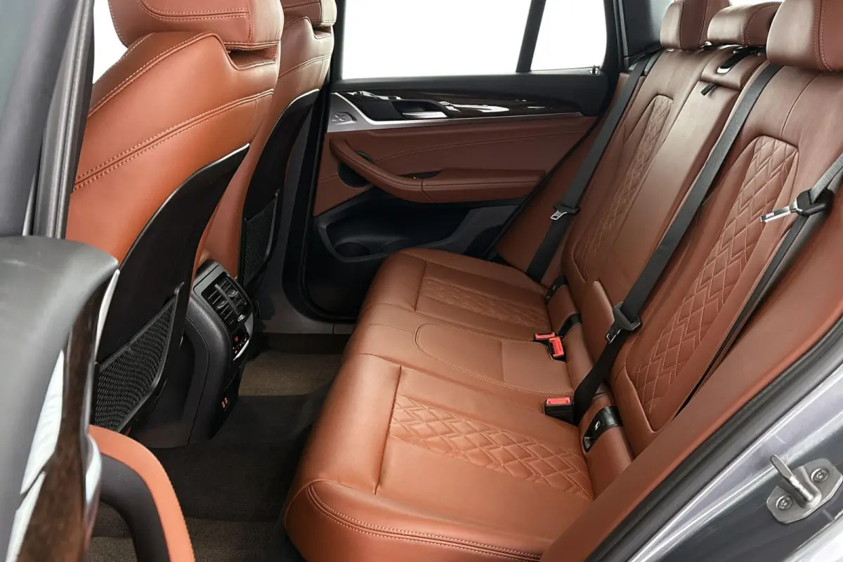 xDrive30e Panoramadak Merino Leder Apple CarPlay Achteruitrijcamera