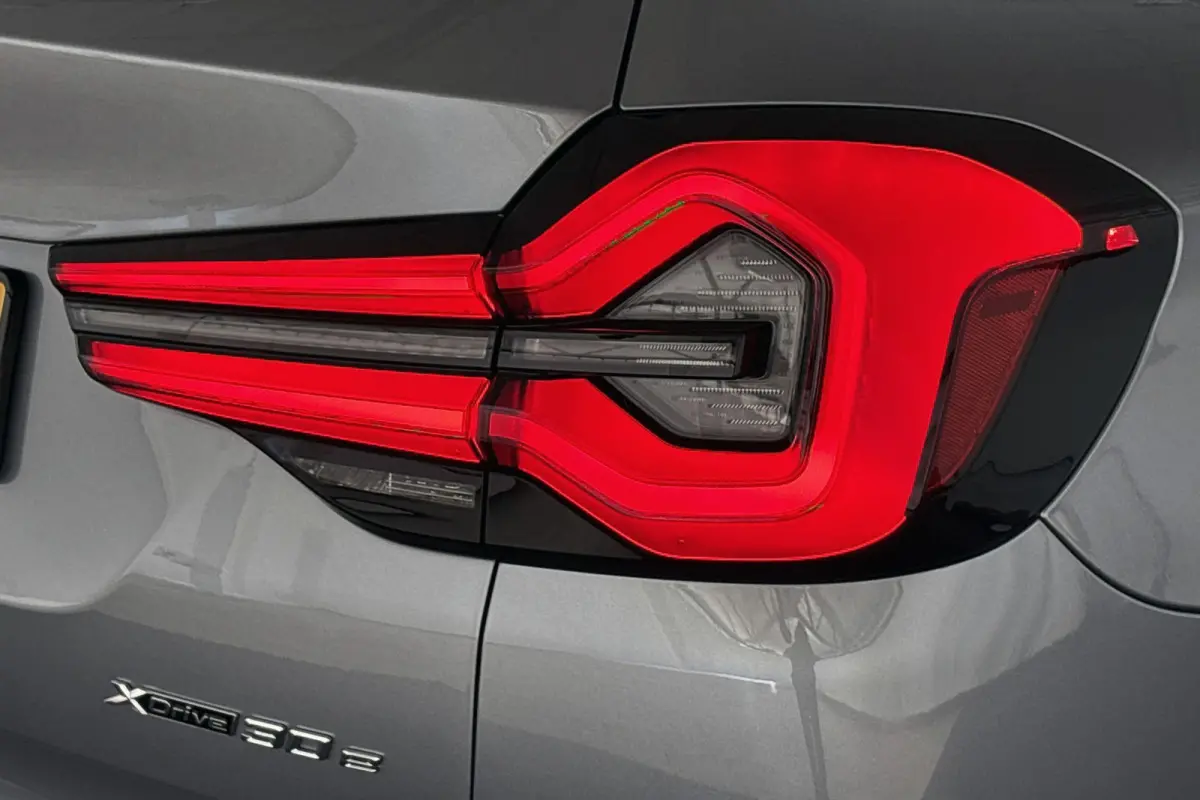 xDrive30e Panoramadak Merino Leder Apple CarPlay Achteruitrijcamera