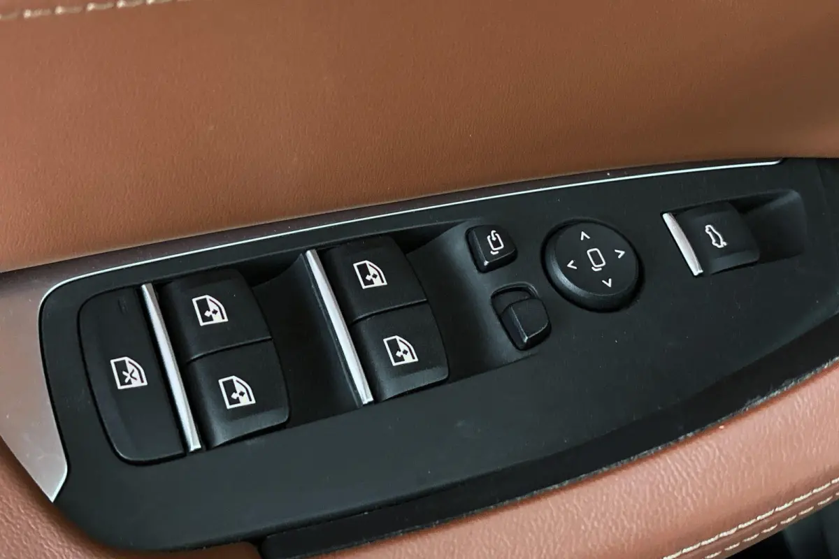 xDrive30e Panoramadak Merino Leder Apple CarPlay Achteruitrijcamera