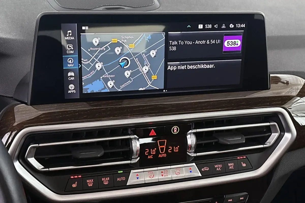 xDrive30e Panoramadak Merino Leder Apple CarPlay Achteruitrijcamera