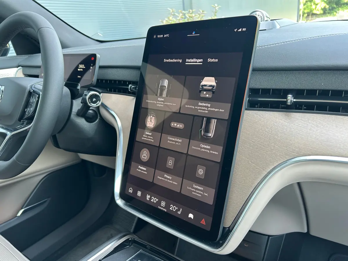 Twin Motor Ultra 7p. 106 kWh | 7 zitplaatsen (derde zitrij) | Bowers & Wilkins audiosysteem | Extra getint glas