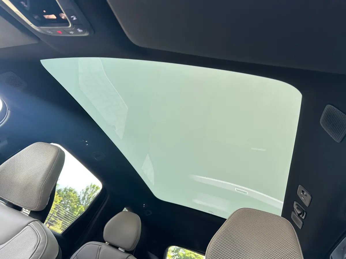 Twin Motor Ultra 7p. 106 kWh | 7 zitplaatsen (derde zitrij) | Bowers & Wilkins audiosysteem | Extra getint glas