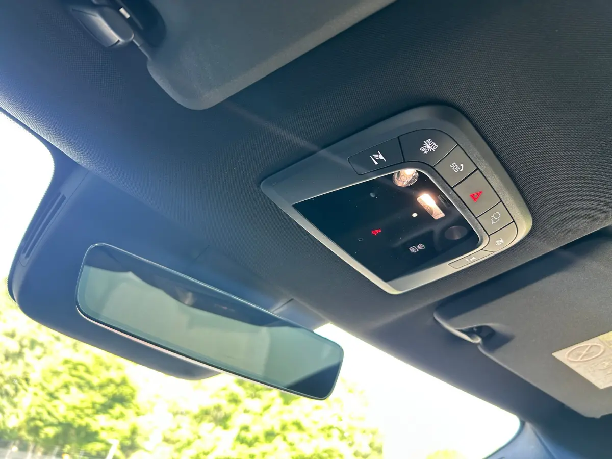 Twin Motor Ultra 7p. 106 kWh | 7 zitplaatsen (derde zitrij) | Bowers & Wilkins audiosysteem | Extra getint glas