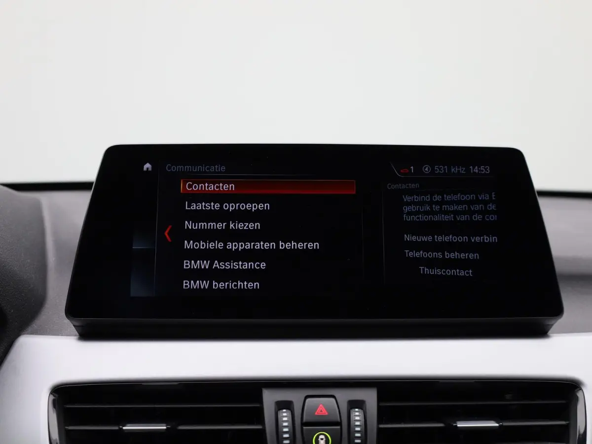 xDrive25e | ACC | Head-up Display | Keyless | Achteruitrijcamera | DAB |