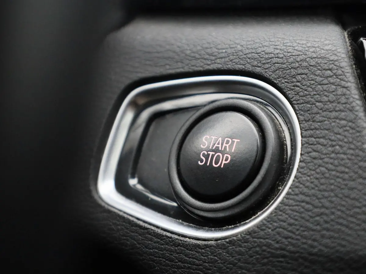 xDrive25e | ACC | Head-up Display | Keyless | Achteruitrijcamera | DAB |