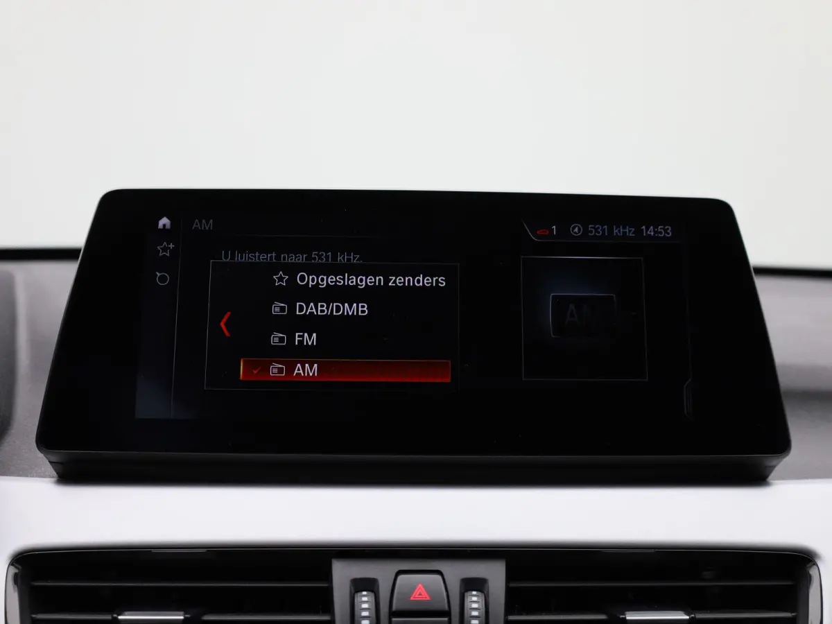 xDrive25e | ACC | Head-up Display | Keyless | Achteruitrijcamera | DAB |