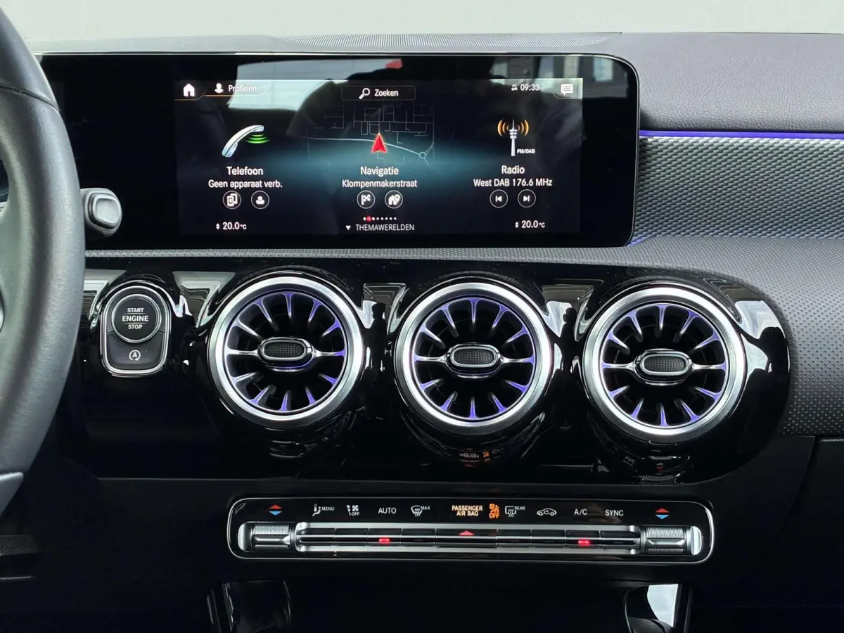 Hatchback 180 Business Solution Luxury