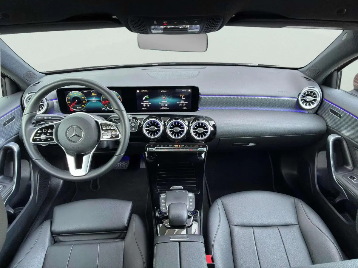 Hatchback 180 Business Solution Luxury