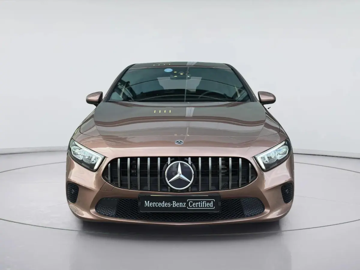Hatchback 180 Business Solution Luxury