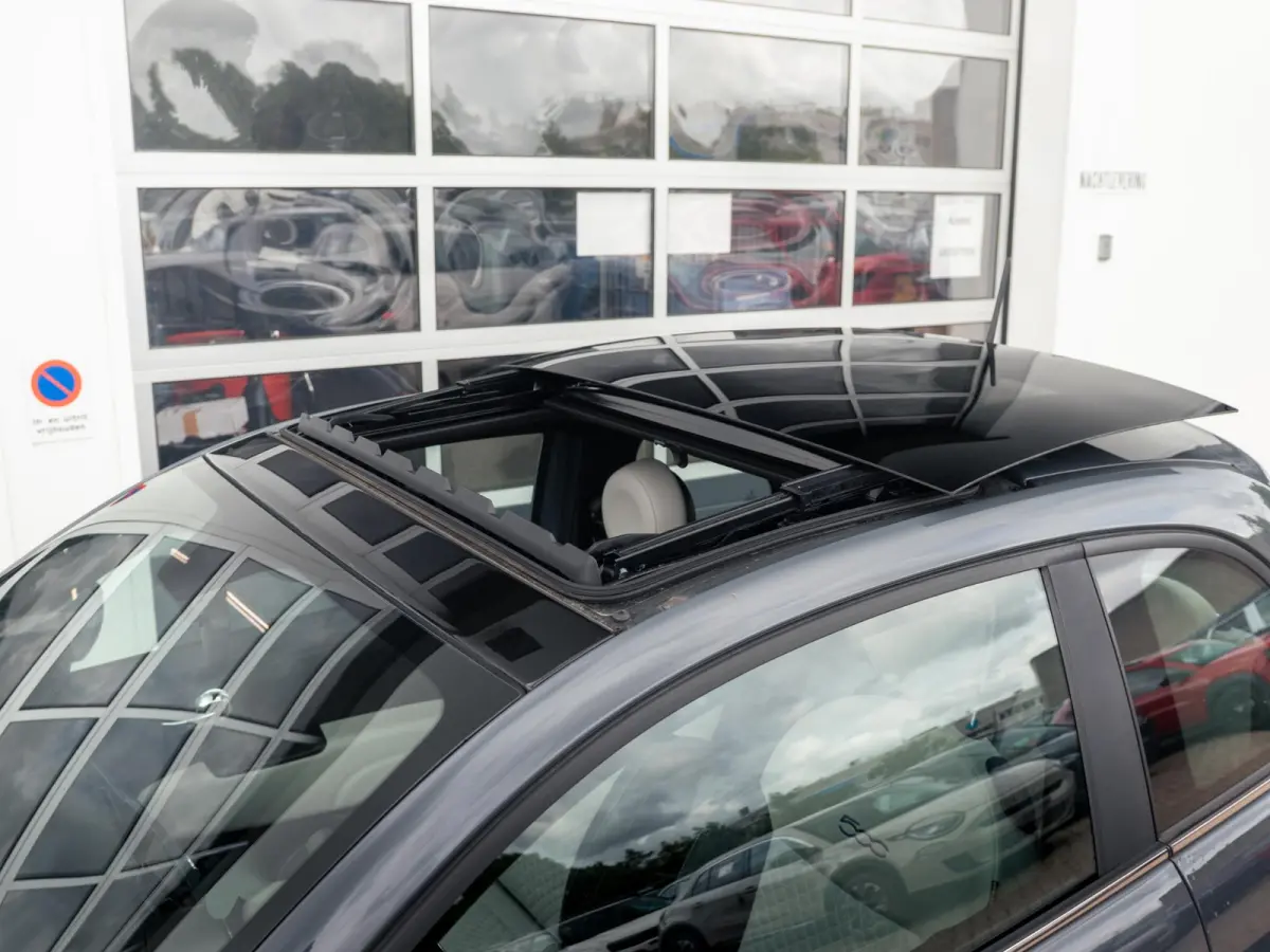 Hybrid Dolcevita | Airco | Cruise | 15" | Schuif/Kanteldak | PDC | Apple Carplay