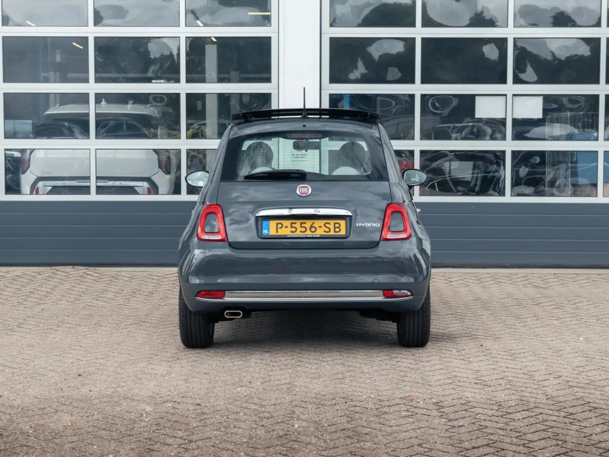 Hybrid Dolcevita | Airco | Cruise | 15" | Schuif/Kanteldak | PDC | Apple Carplay