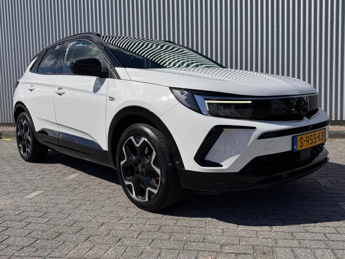 1.6 Turbo Plug-In Hybrid | SOH 99,75% | Trekhaak | Adaptive Cruise Control | Navigatie | Apple Carplay / Android Auto | | Grootlichtassistent | Keyless entry | Koplampen adaptief