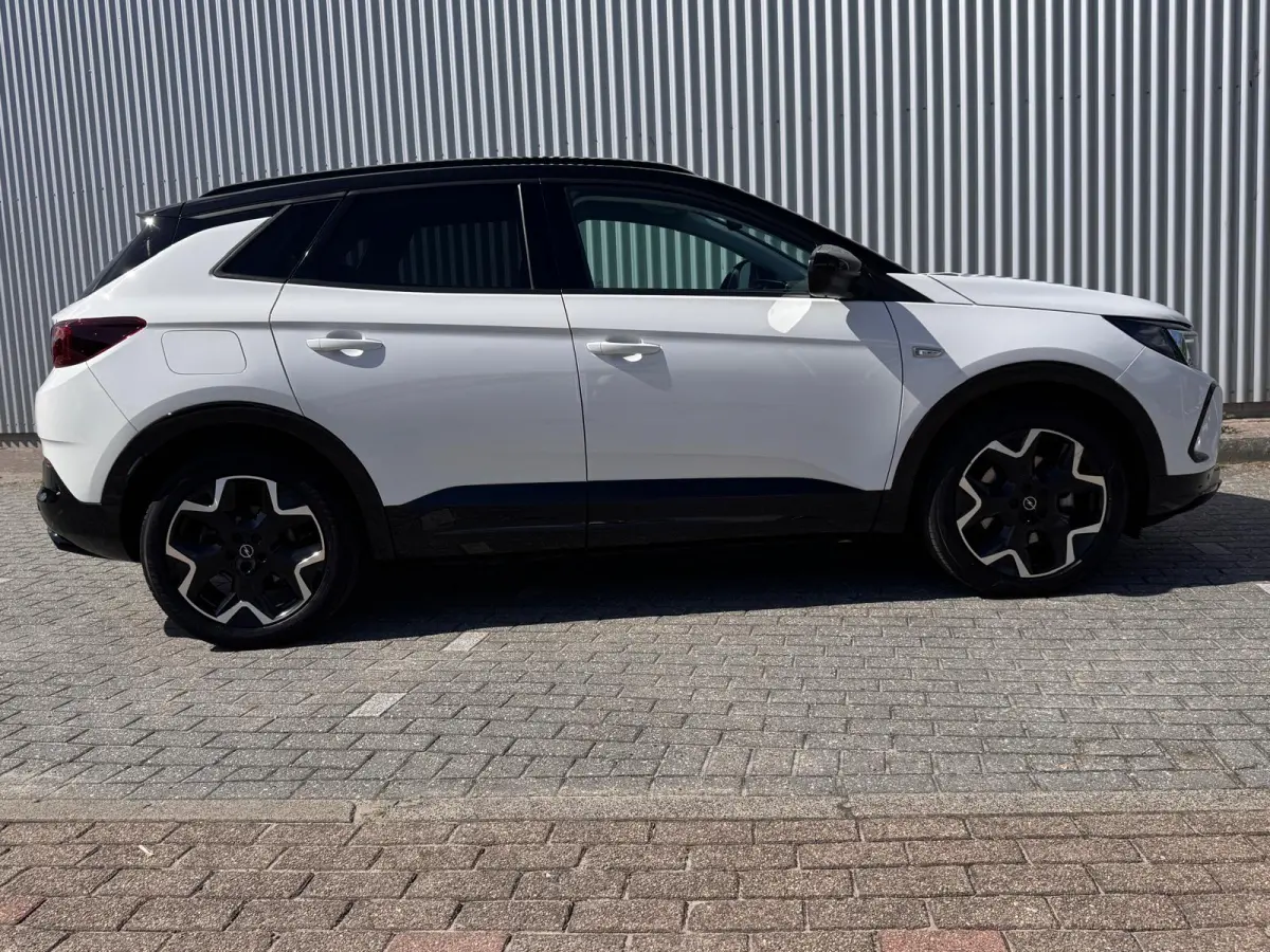 1.6 Turbo Plug-In Hybrid | SOH 99,75% | Trekhaak | Adaptive Cruise Control | Navigatie | Apple Carplay / Android Auto | | Grootlichtassistent | Keyless entry | Koplampen adaptief