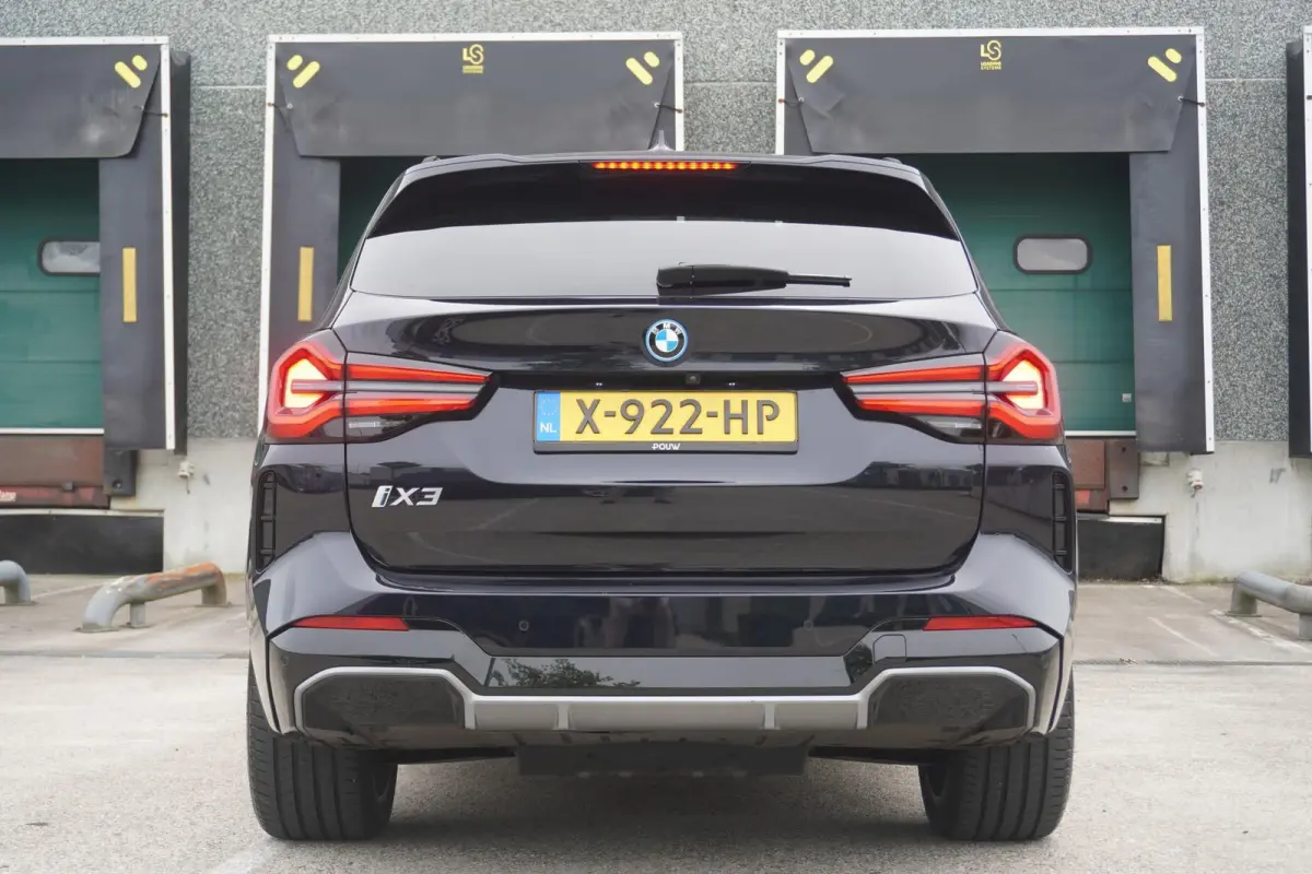 286pk High Executive 80 kWh | SoH 96% | 360° Camera | Panoramadak | Harman Kardon