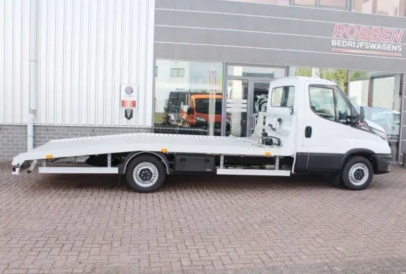 35S18HA8 3.0 Oprijwagen / Autotransporter Aut. Trekh./Lier Nieuw