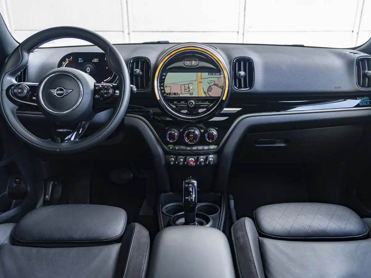 Cooper Aut. Boardwalk Edition + Panoramadak + Harman-Kardon