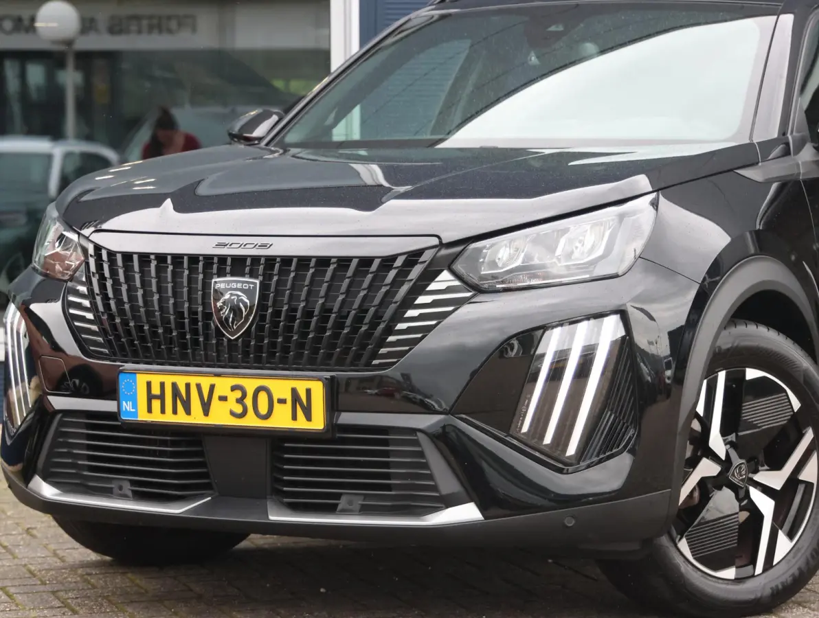 1.2 PureTech 100 Allure 1ste Eigenaar | Parkeersensoren V+A | Climate Control | Navigatie | 17" LMV