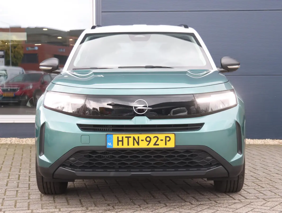 1.2 Turbo Hybrid Edition 1ste eigenaar | Camera | DAB | Bi-Colour | Navigatie | Apple Carplay & Android Auto