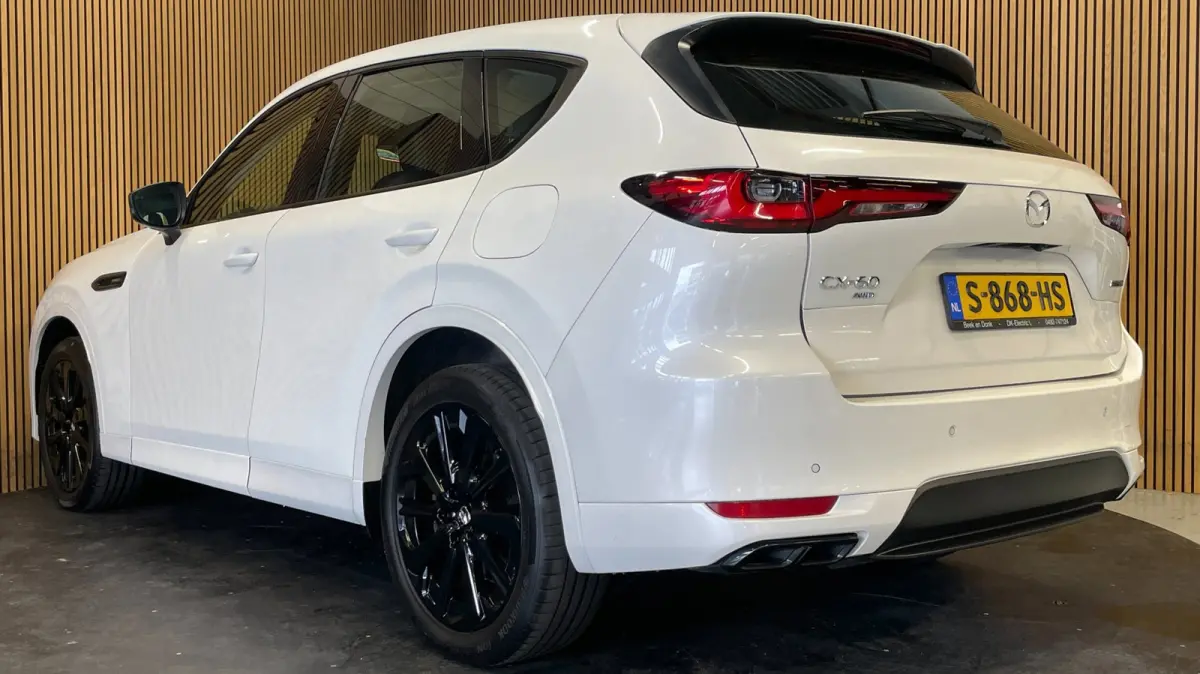 2.5 e-SkyActiv PHEV Homura|BLACK&WHITE|HEAD-UP|LEDER|STOEL+STUURVERW|CARPLAY|CAMERA|CLIMA+CRUISE|NAP|NL|1 EIG.|IN.BTW|