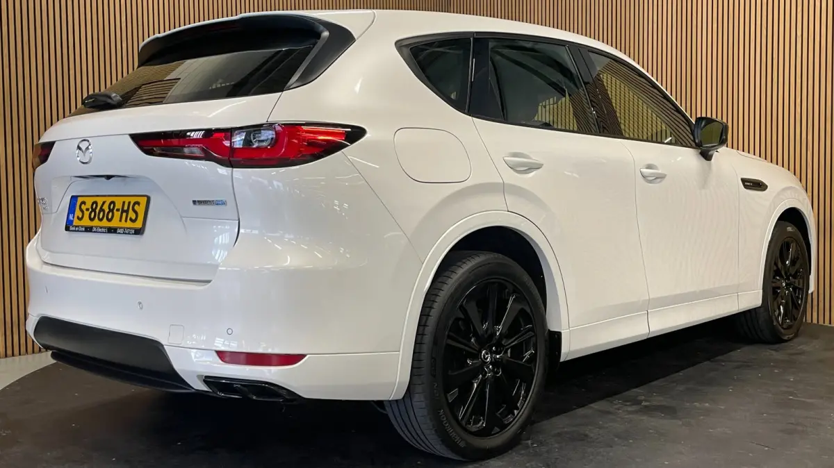 2.5 e-SkyActiv PHEV Homura|BLACK&WHITE|HEAD-UP|LEDER|STOEL+STUURVERW|CARPLAY|CAMERA|CLIMA+CRUISE|NAP|NL|1 EIG.|IN.BTW|