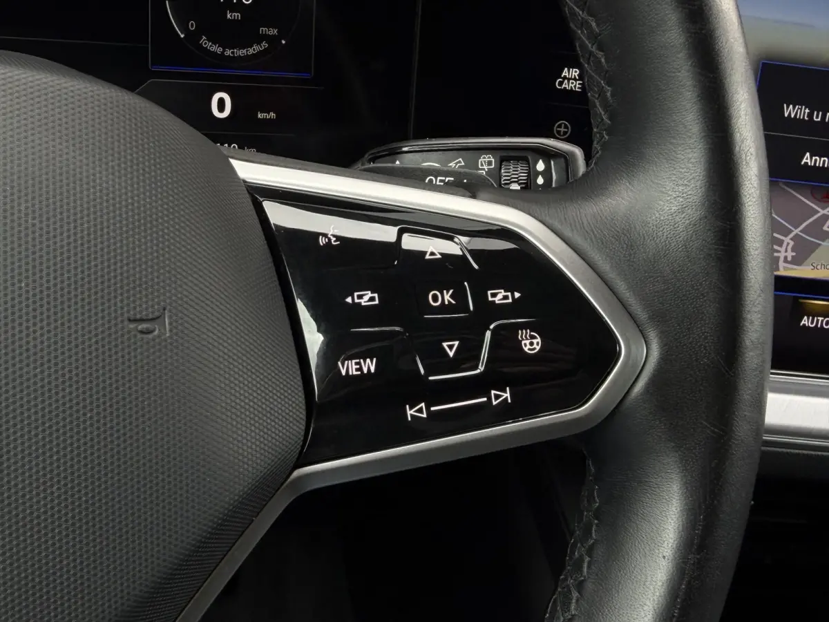 3.0 TSi eHybrid 4MOTION 20"/Panoramadak/Trekhaak/Luchtvering/Leder/Stuur + voorruit + stoelverwarming v+a/Dodehoek/Adaptieve cruise