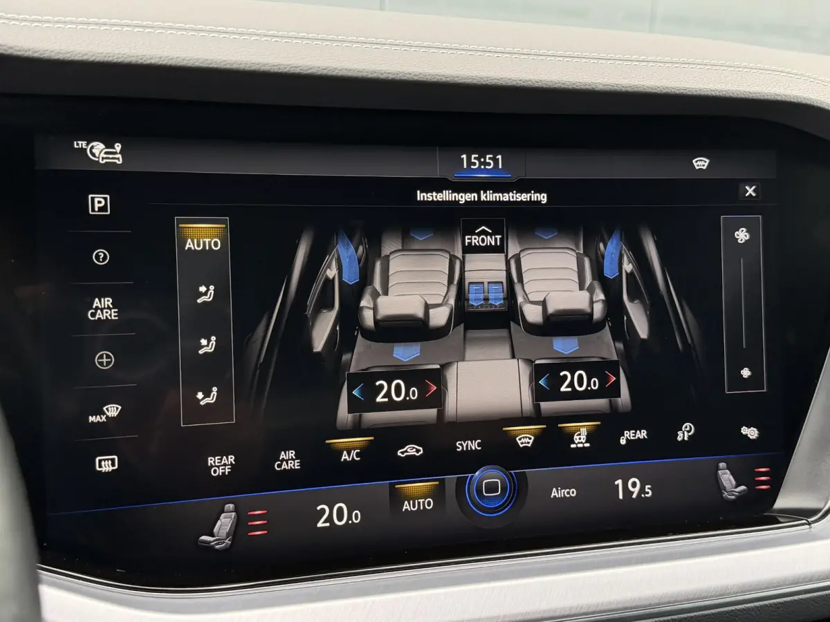 3.0 TSi eHybrid 4MOTION 20"/Panoramadak/Trekhaak/Luchtvering/Leder/Stuur + voorruit + stoelverwarming v+a/Dodehoek/Adaptieve cruise
