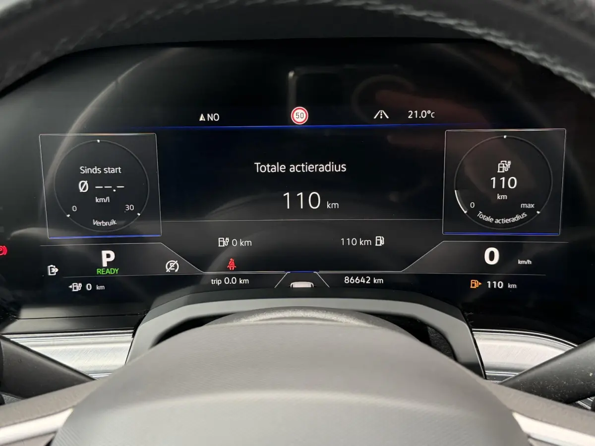 3.0 TSi eHybrid 4MOTION 20"/Panoramadak/Trekhaak/Luchtvering/Leder/Stuur + voorruit + stoelverwarming v+a/Dodehoek/Adaptieve cruise
