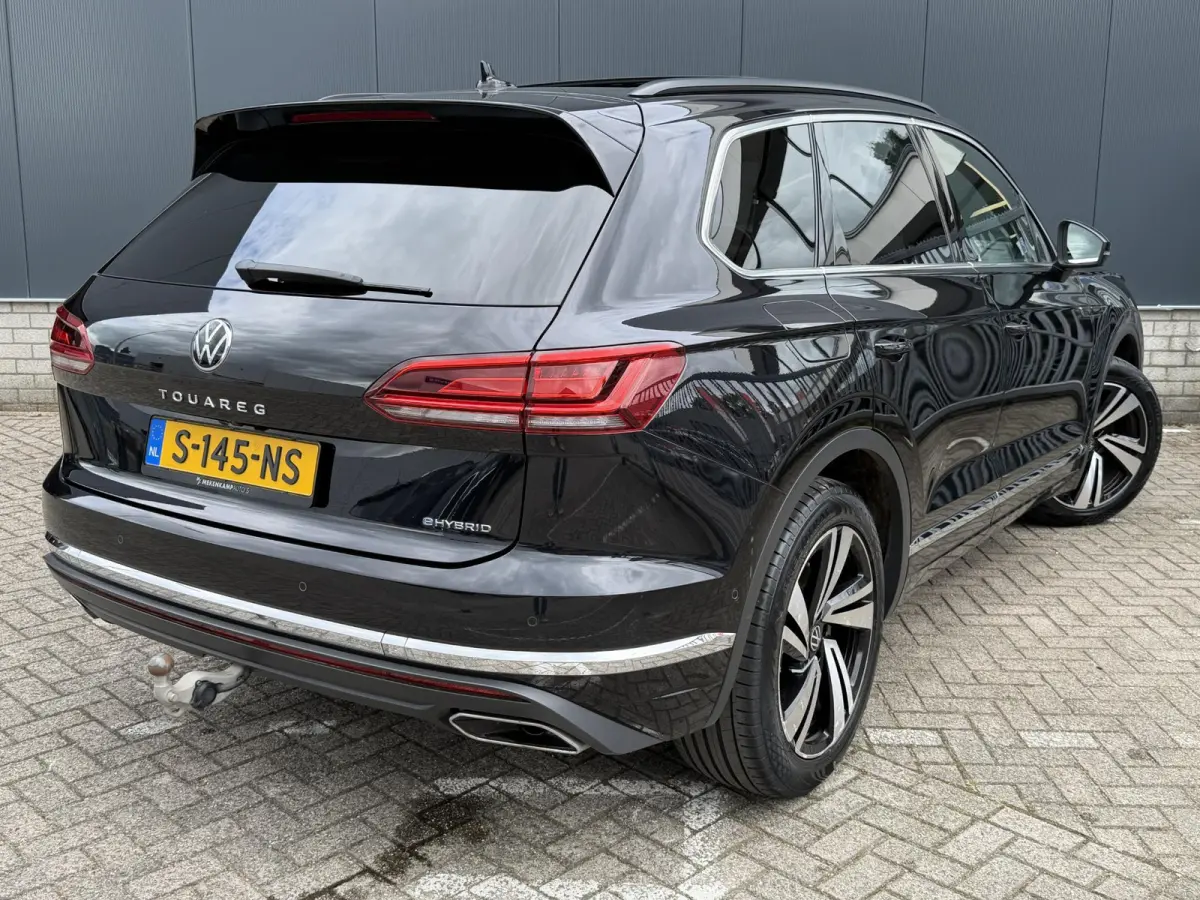 3.0 TSi eHybrid 4MOTION 20"/Panoramadak/Trekhaak/Luchtvering/Leder/Stuur + voorruit + stoelverwarming v+a/Dodehoek/Adaptieve cruise