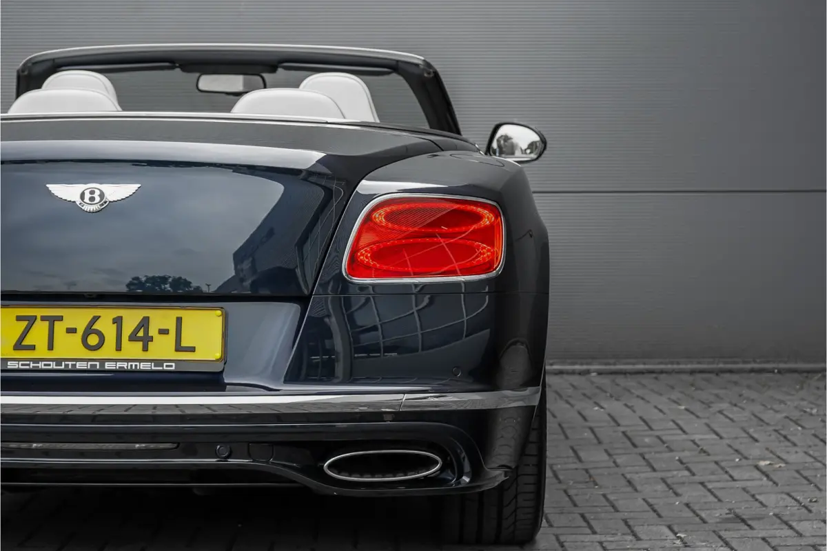 6.0 W12 Speed Bentley Service Collectors Item