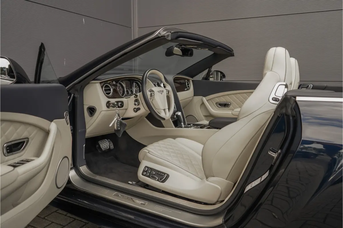 6.0 W12 Speed Bentley Service Collectors Item