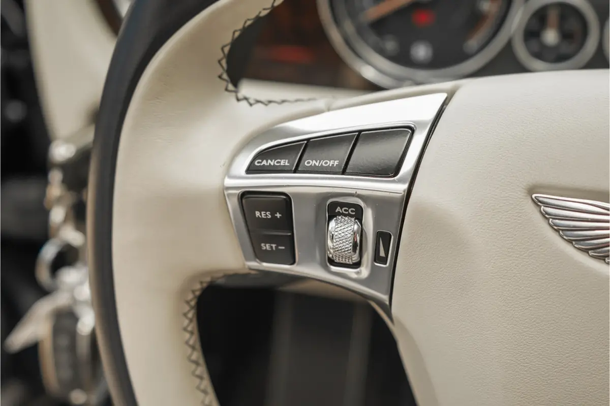 6.0 W12 Speed Bentley Service Collectors Item