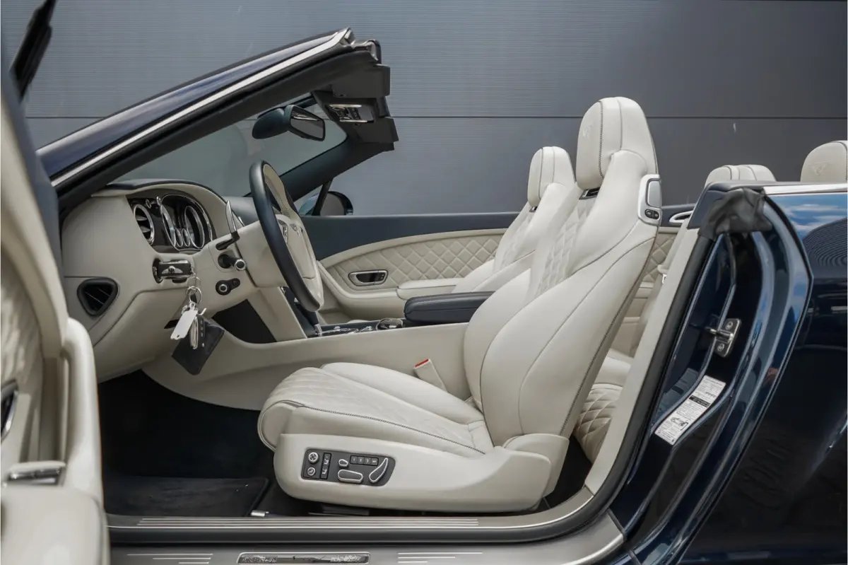 6.0 W12 Speed Bentley Service Collectors Item