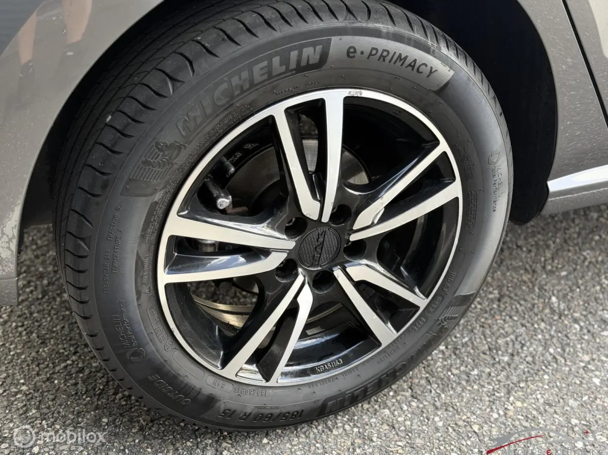 1.2 TSI Highline, Airco, LMV, PDC V+A,