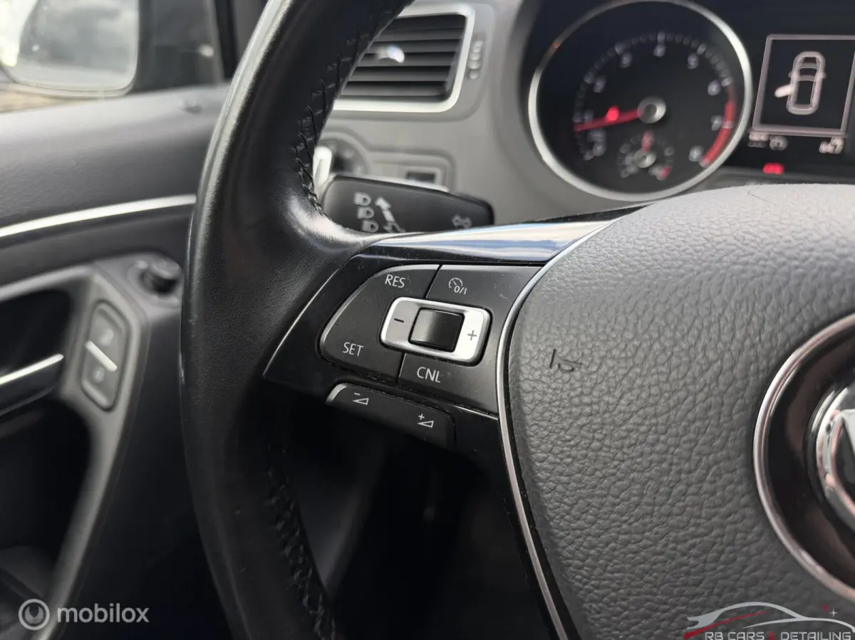 1.2 TSI Highline, Airco, LMV, PDC V+A,