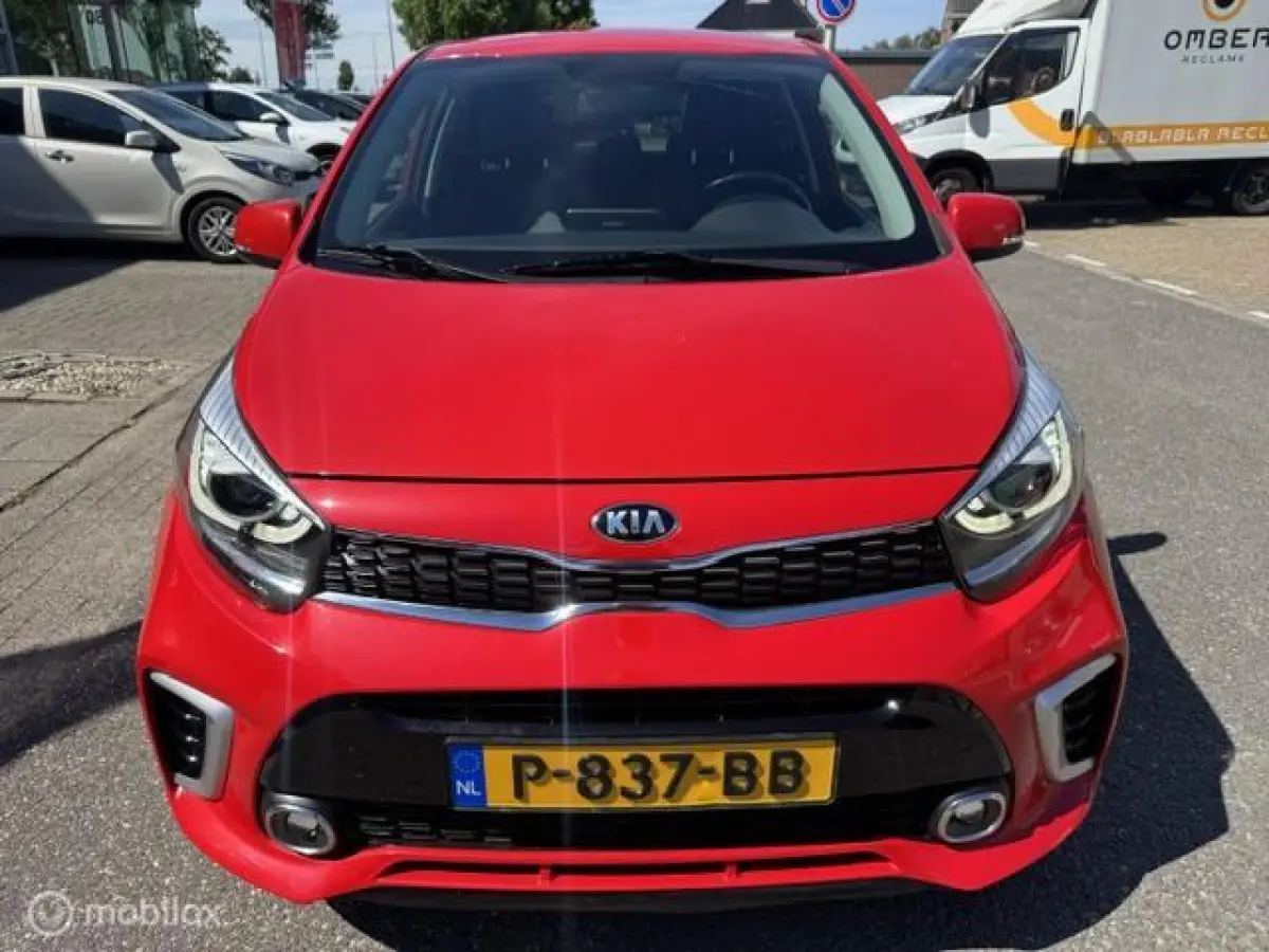 1.0 DPi GT-Line , GT Interieur , GT Voor- & Achter bumpers , Navigatie & Camera , Bluetooth , Apple carplay & Android auto, Speciale sportive uitvoering