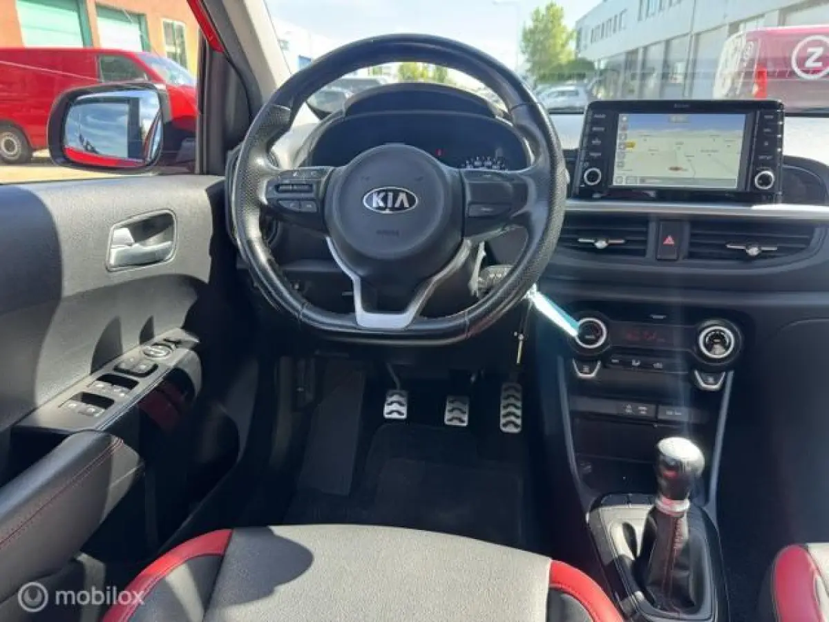 1.0 DPi GT-Line , GT Interieur , GT Voor- & Achter bumpers , Navigatie & Camera , Bluetooth , Apple carplay & Android auto, Speciale sportive uitvoering