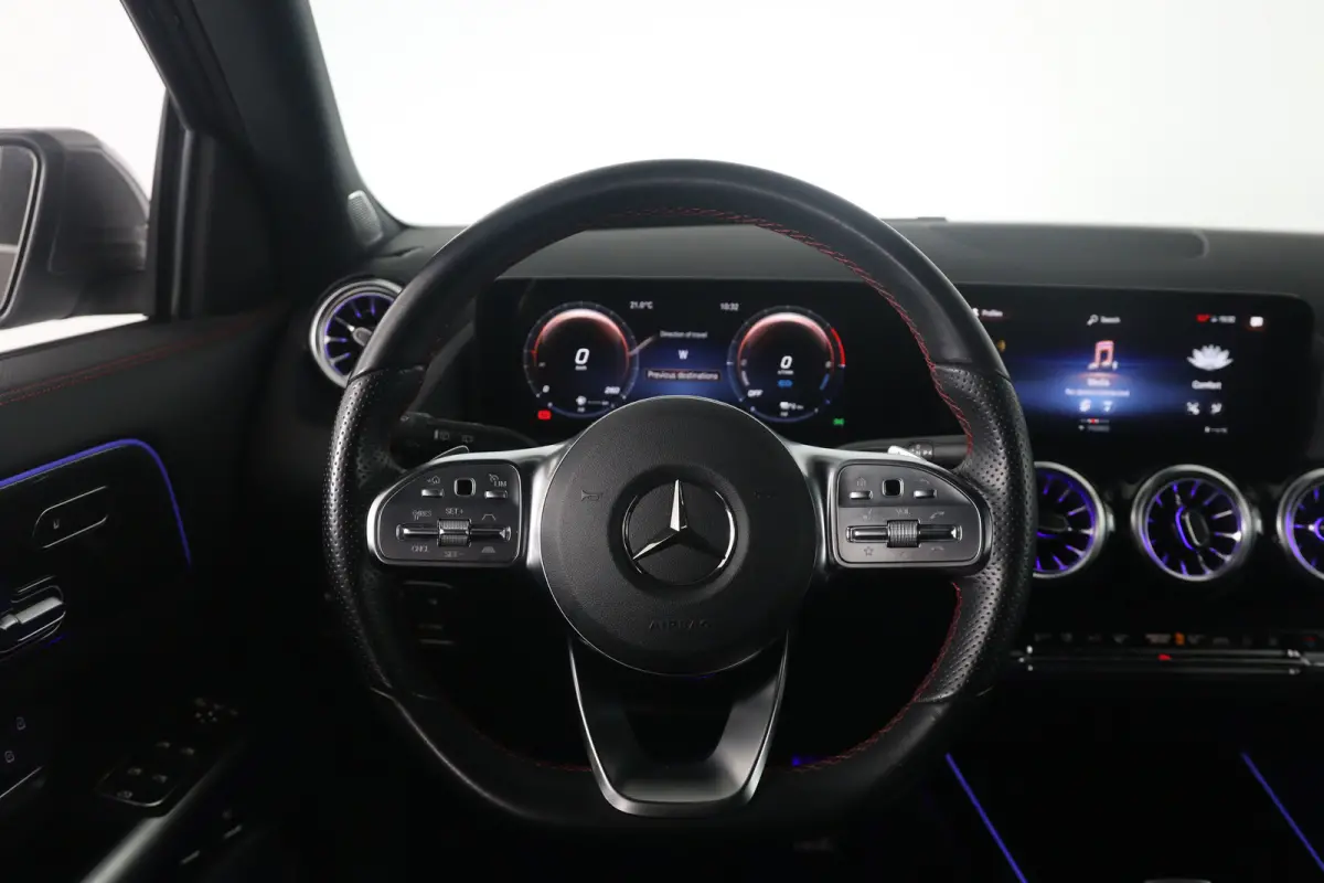 250 e AMG Line | Eerste Eigenaar | Elektrisch Panoramadak | Zetels met Geheugenfunctie | Elektrische Achterklep | 360* Camera | Adaptieve Cruise Control | Head-Up Display |