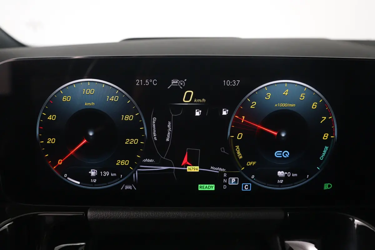 250 e AMG Line | Eerste Eigenaar | Elektrisch Panoramadak | Zetels met Geheugenfunctie | Elektrische Achterklep | 360* Camera | Adaptieve Cruise Control | Head-Up Display |