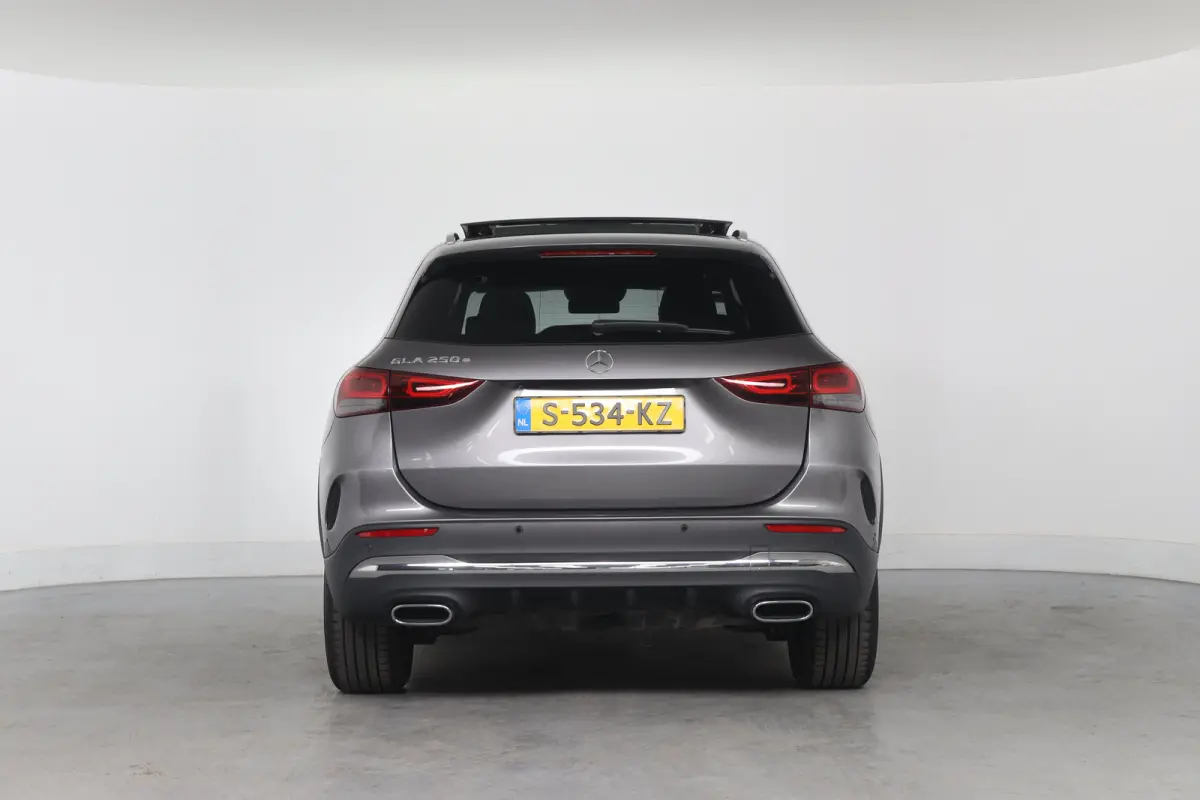 250 e AMG Line | Eerste Eigenaar | Elektrisch Panoramadak | Zetels met Geheugenfunctie | Elektrische Achterklep | 360* Camera | Adaptieve Cruise Control | Head-Up Display |