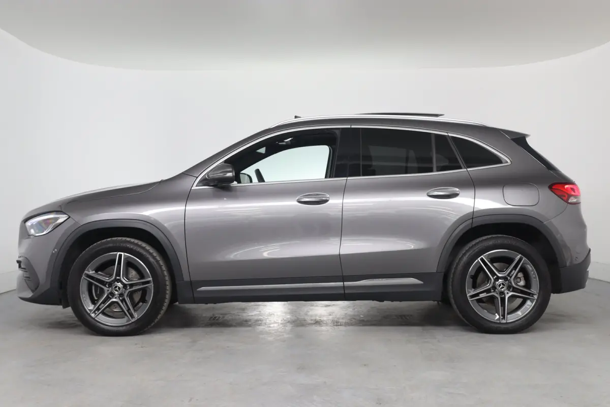 250 e AMG Line | Eerste Eigenaar | Elektrisch Panoramadak | Zetels met Geheugenfunctie | Elektrische Achterklep | 360* Camera | Adaptieve Cruise Control | Head-Up Display |