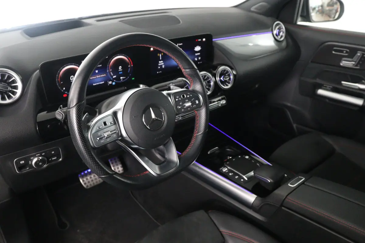 250 e AMG Line | Eerste Eigenaar | Elektrisch Panoramadak | Zetels met Geheugenfunctie | Elektrische Achterklep | 360* Camera | Adaptieve Cruise Control | Head-Up Display |